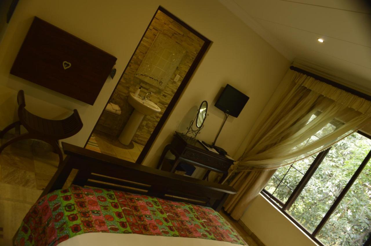 Bed and Breakfast 42Onking Центурион Экстерьер фото